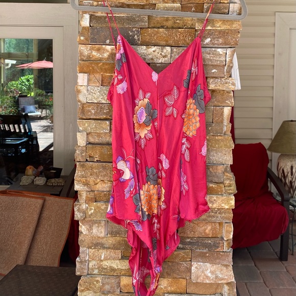 Y2K/2000s Victoria’s Secret 100% Silk Teddy - Picture 3 of 7